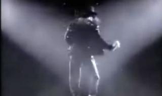 迈克尔杰克逊模仿者李威是演来电奇缘里的李威吗 迈克尔杰克逊模仿秀