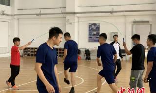 男子跳绳拿世界亚军 男子跳绳拿世界亚军